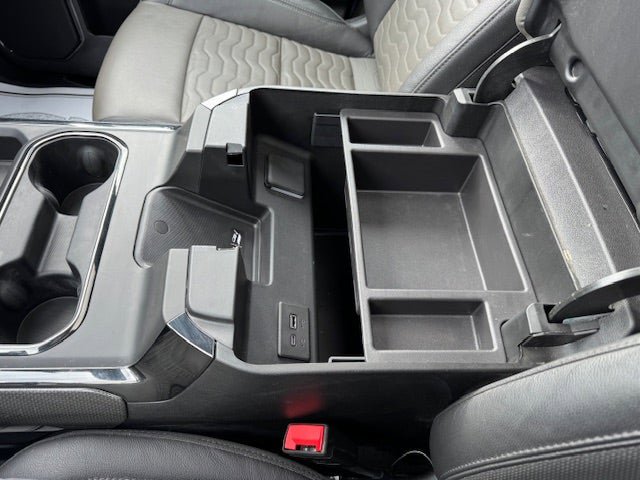 Used 2024 Chevrolet Silverado 2500 ZR2 w/ Technology Package image 45