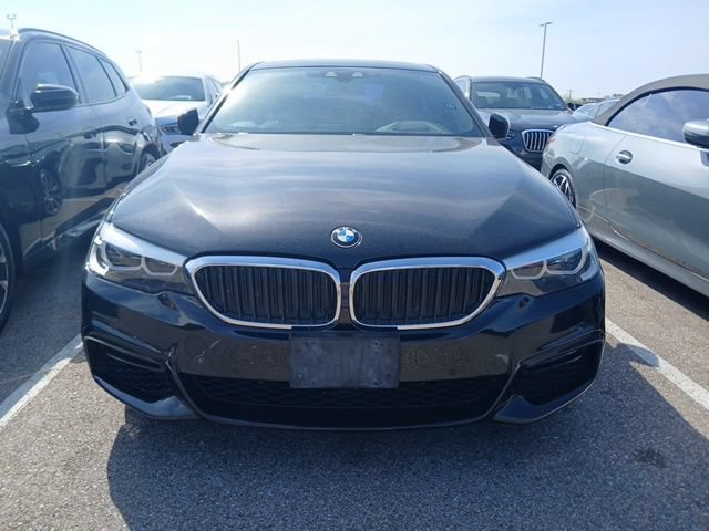 Used 2019 BMW 540i w/ M Sport Package RWD image 2