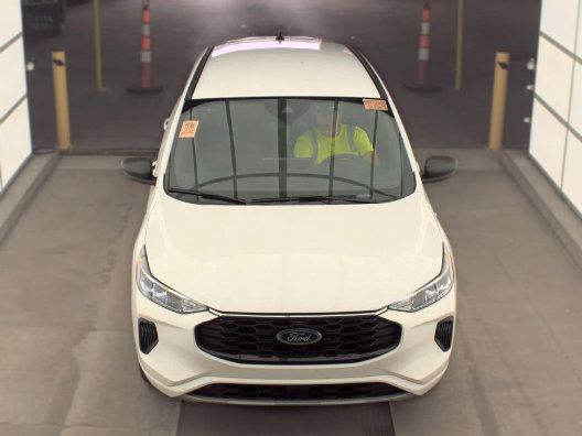 Used 2023 Ford Escape ST-Line w/ Tech Pack #1 AWD/4WD image 3