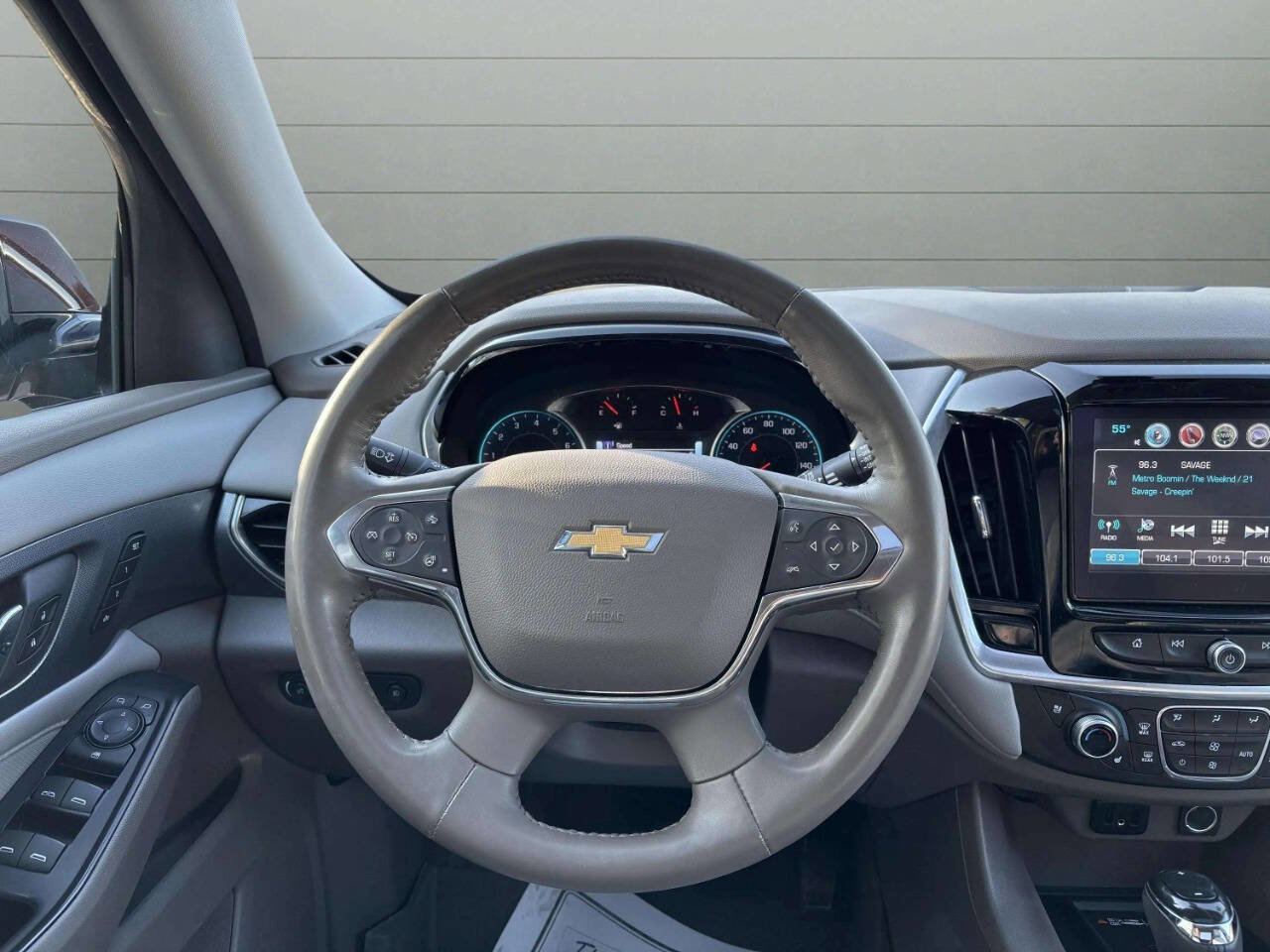 Used 2018 Chevrolet Traverse Premier image 32