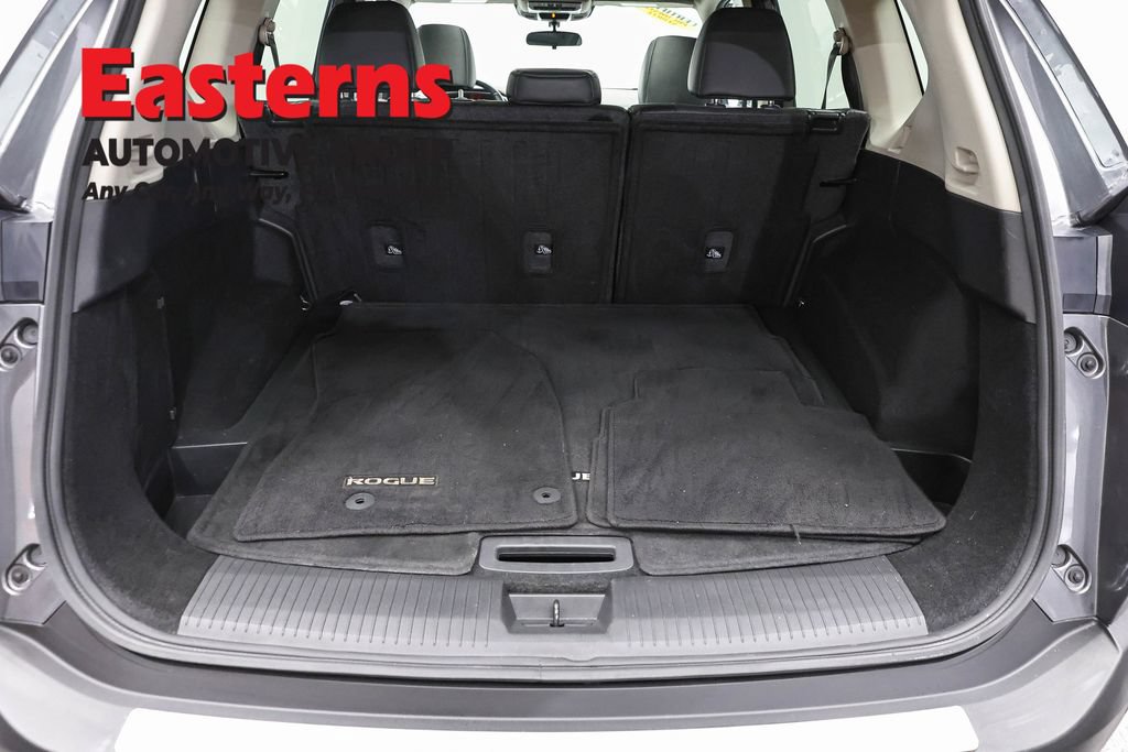 Used 2023 Nissan Rogue SV w/ SV Premium Package AWD/4WD image 9