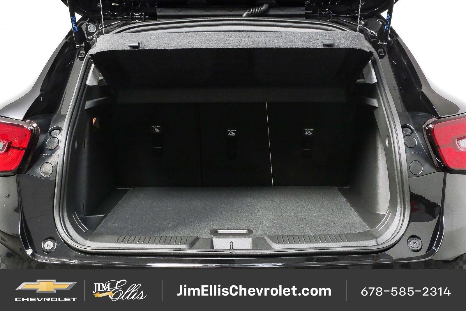 New 2026 Chevrolet Trax LT w/ Driver Confidence Package FWD image 25