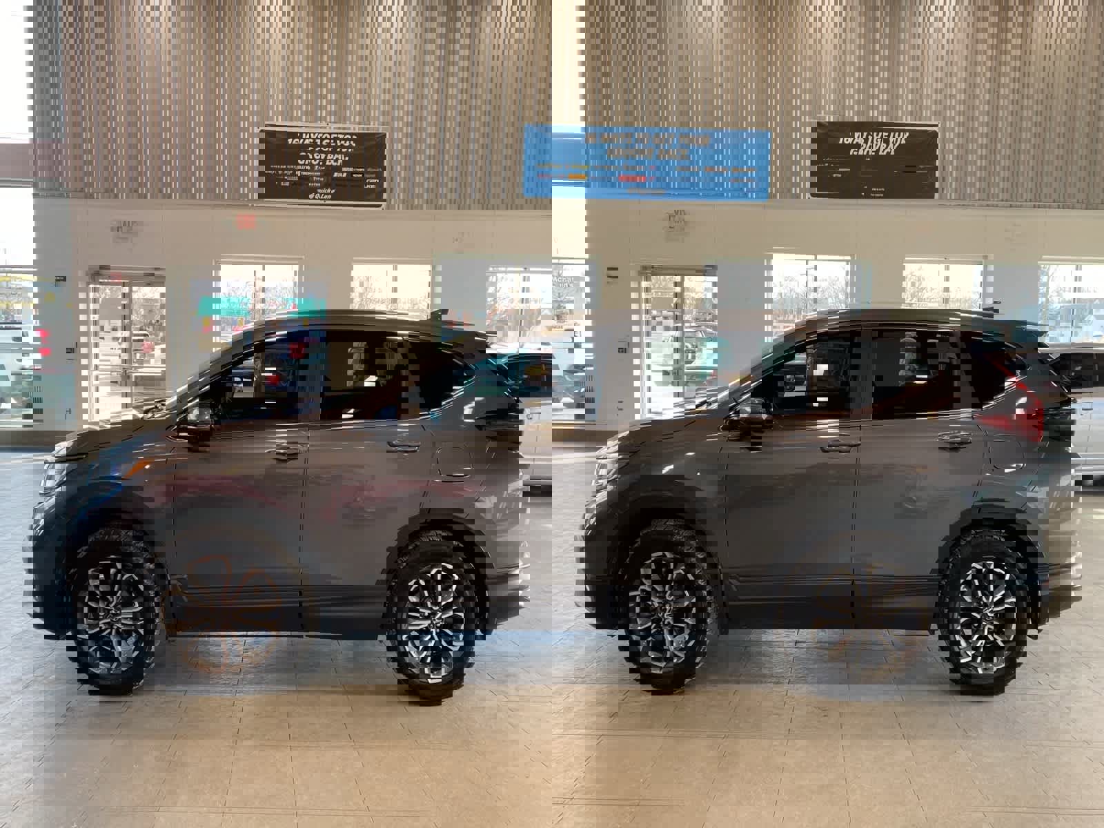 Used 2021 Honda CR-V EX image 2