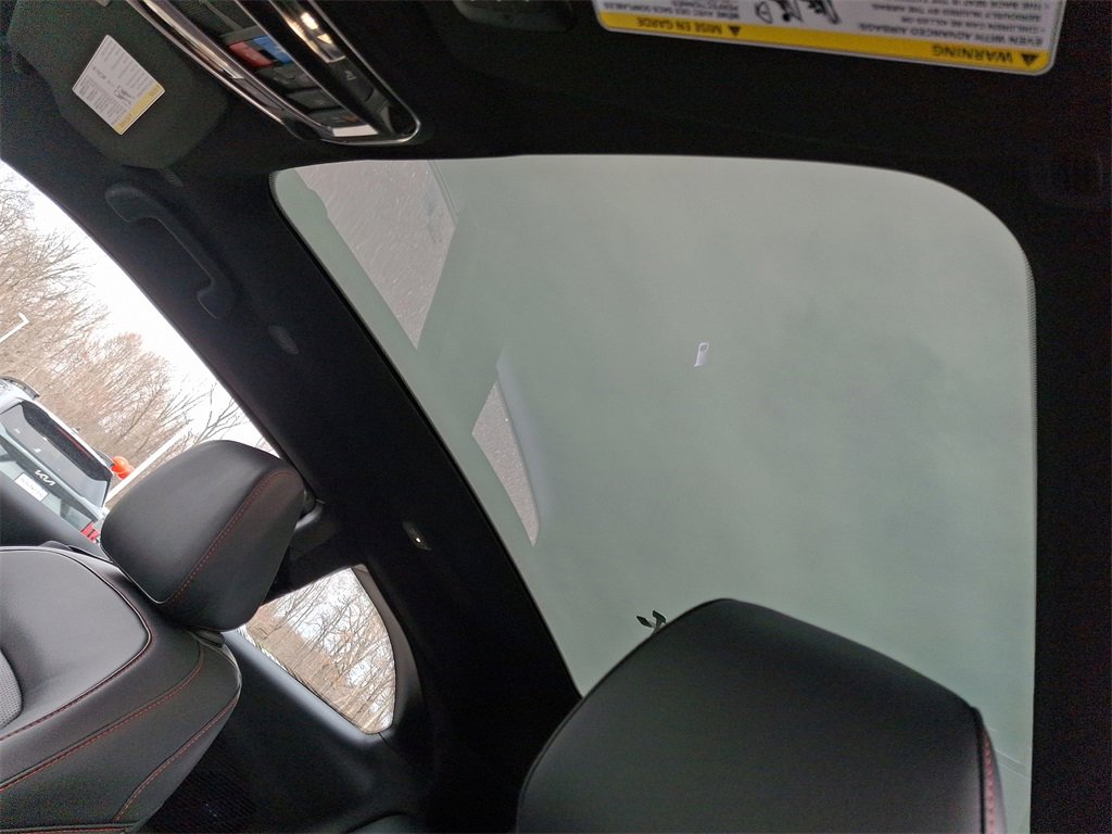 New 2024 Dodge Charger R/T w/ Plus Group image 10