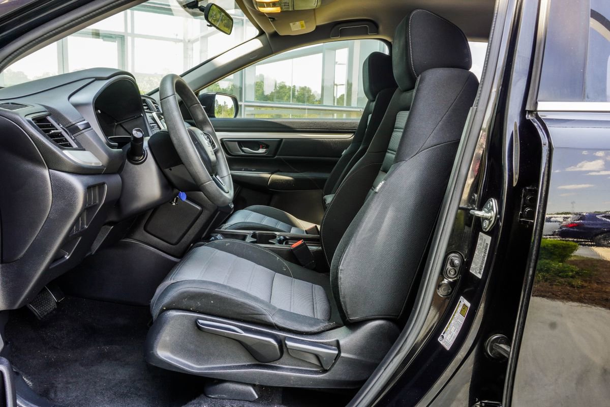 Used 2017 Honda CR-V LX image 32