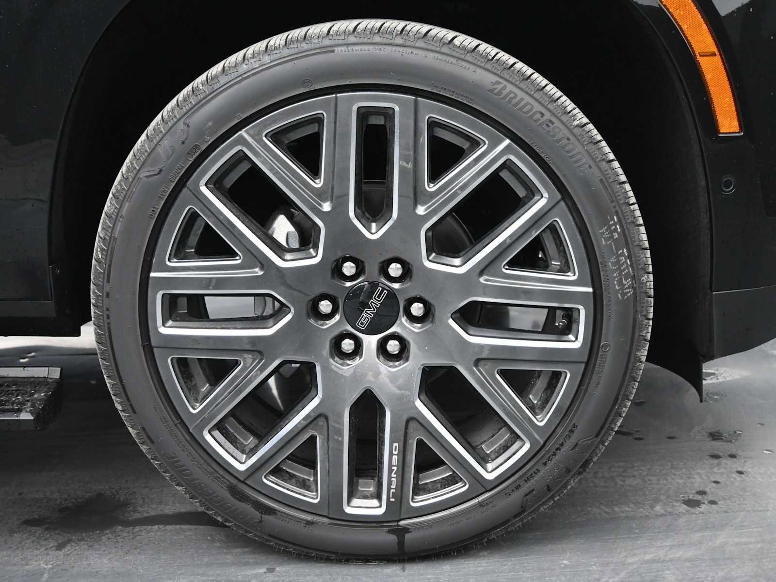 New 2026 GMC Yukon Denali Ultimate image 10