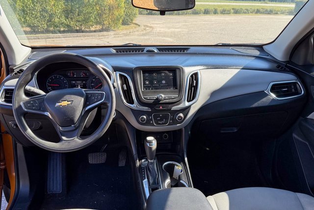 Used 2019 Chevrolet Equinox LS w/ LS Convenience Package image 12