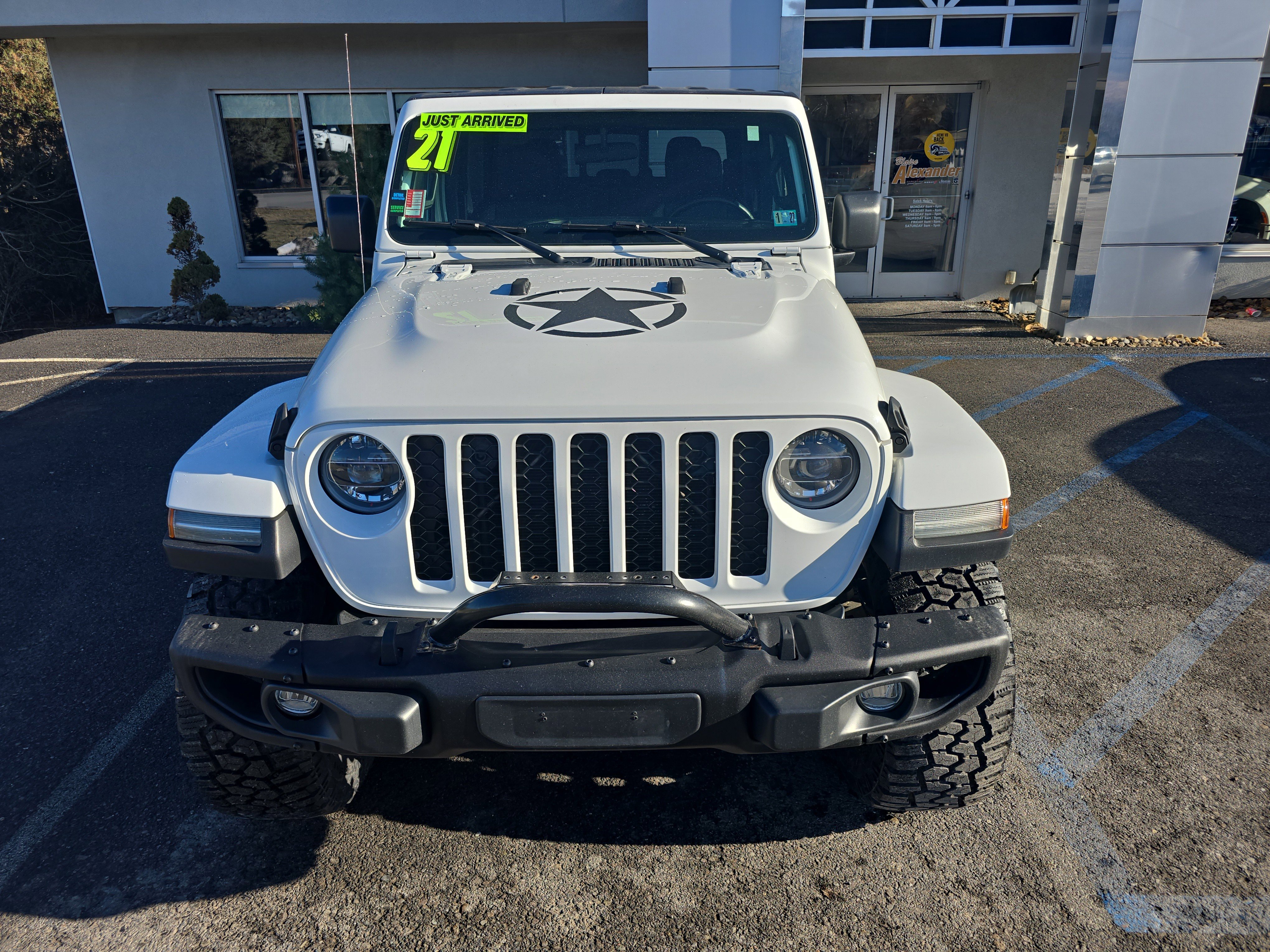 Used 2021 Jeep Gladiator Sport image 9