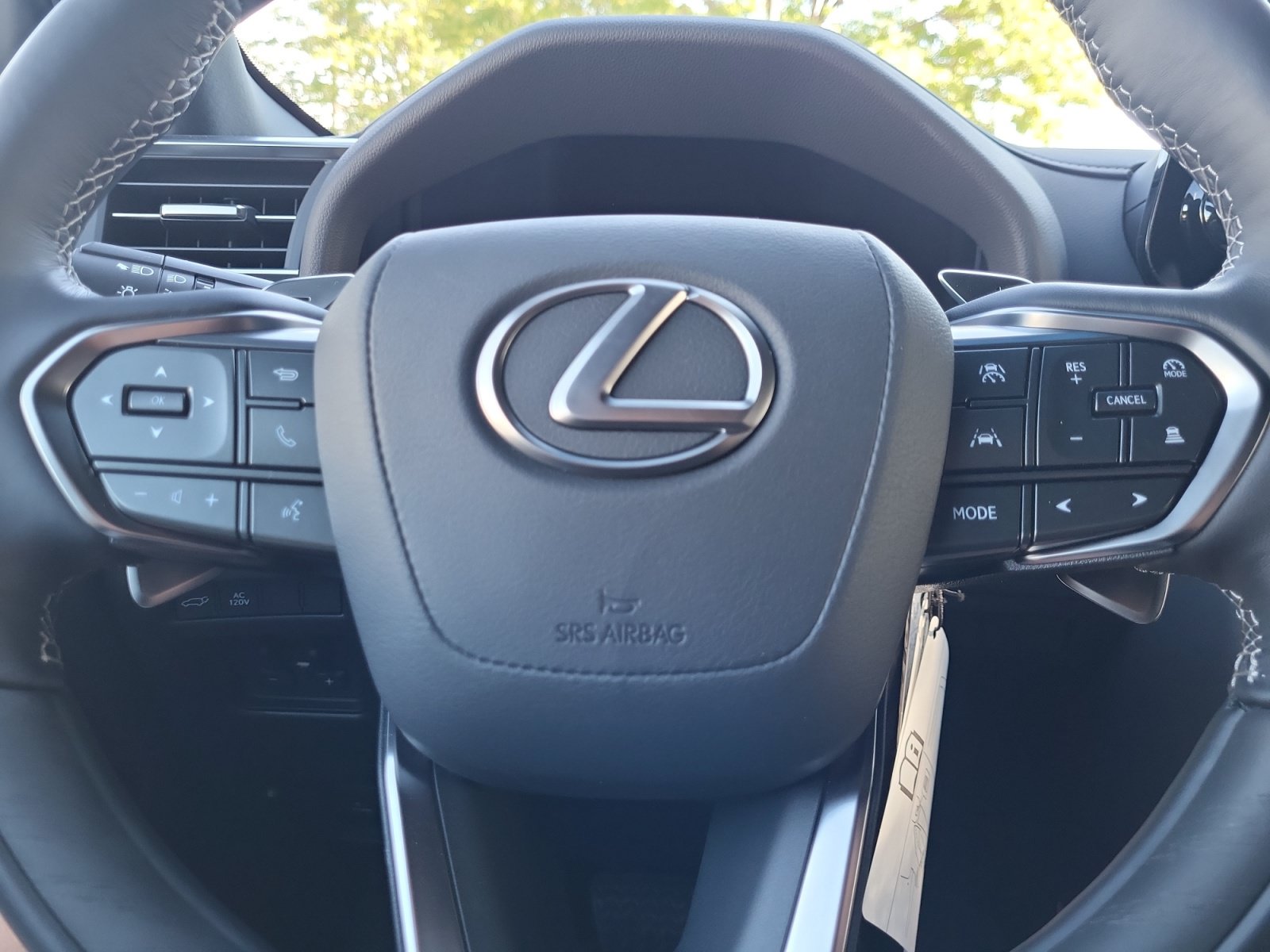 New 2026 Lexus LX 700h Luxury w/ Appearance Package AWD/4WD image 9