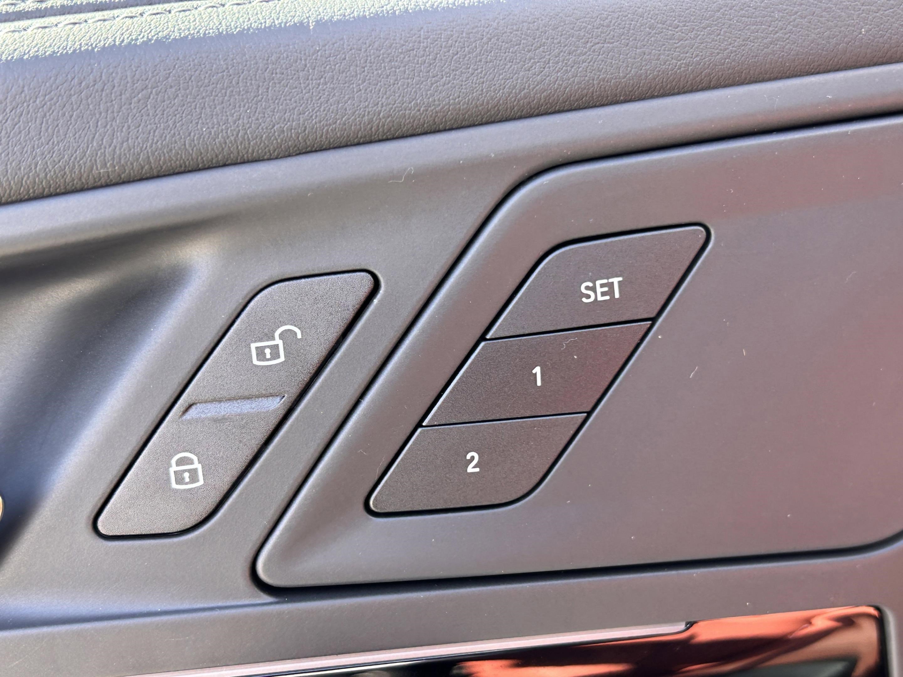 Used 2026 BMW X1 xDrive28i w/ Convenience Package image 21