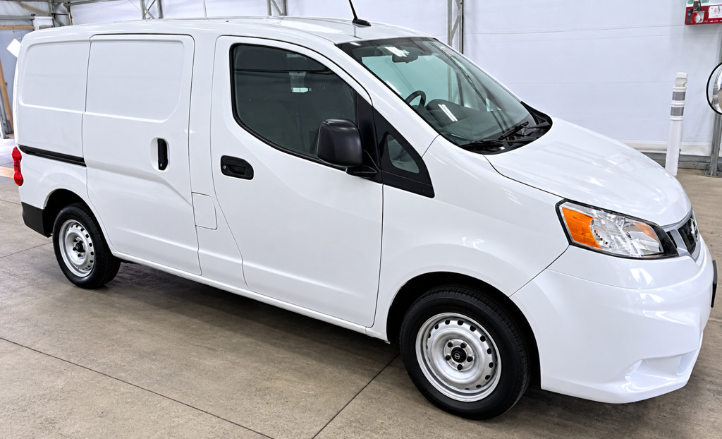 Used 2020 Nissan NV200 S w/ Back Door Glass Package FWD image 1