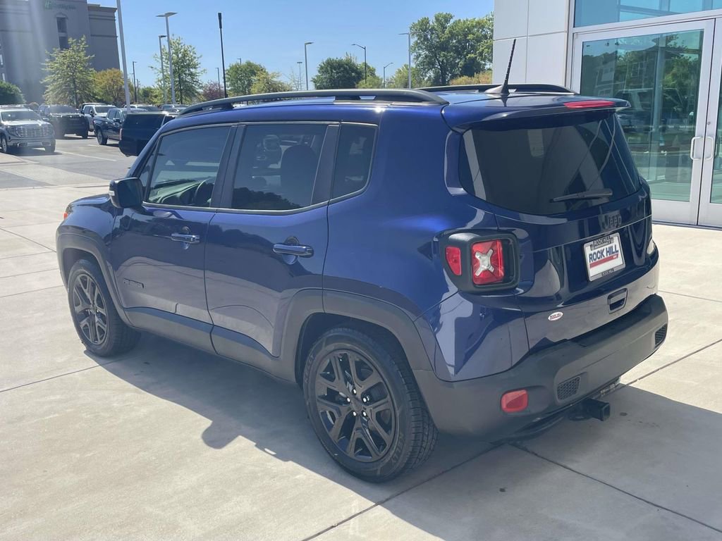 Used 2018 Jeep Renegade Altitude w/ Popular Equipment Group FWD image 8