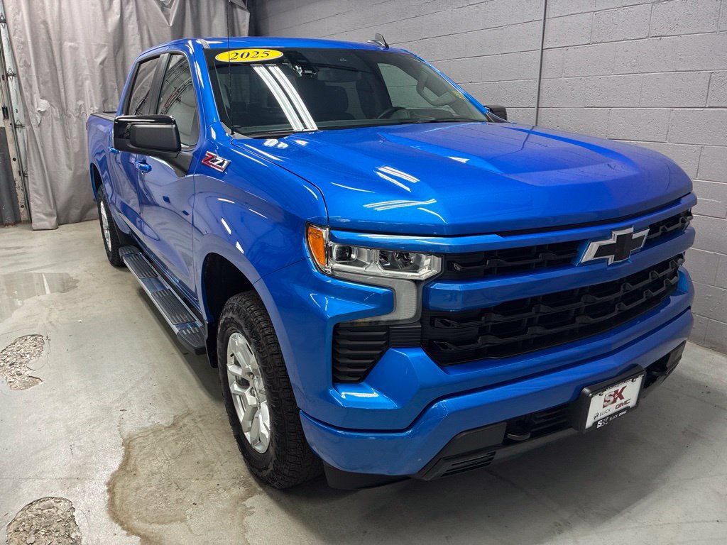 Used 2025 Chevrolet Silverado 1500 RST AWD/4WD image 5