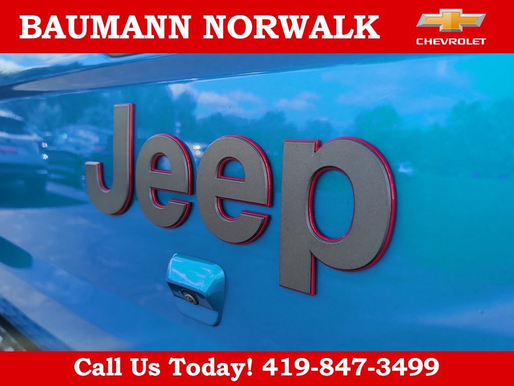 Used 2023 Jeep Gladiator Rubicon w/ Cold Weather Group AWD/4WD image 20