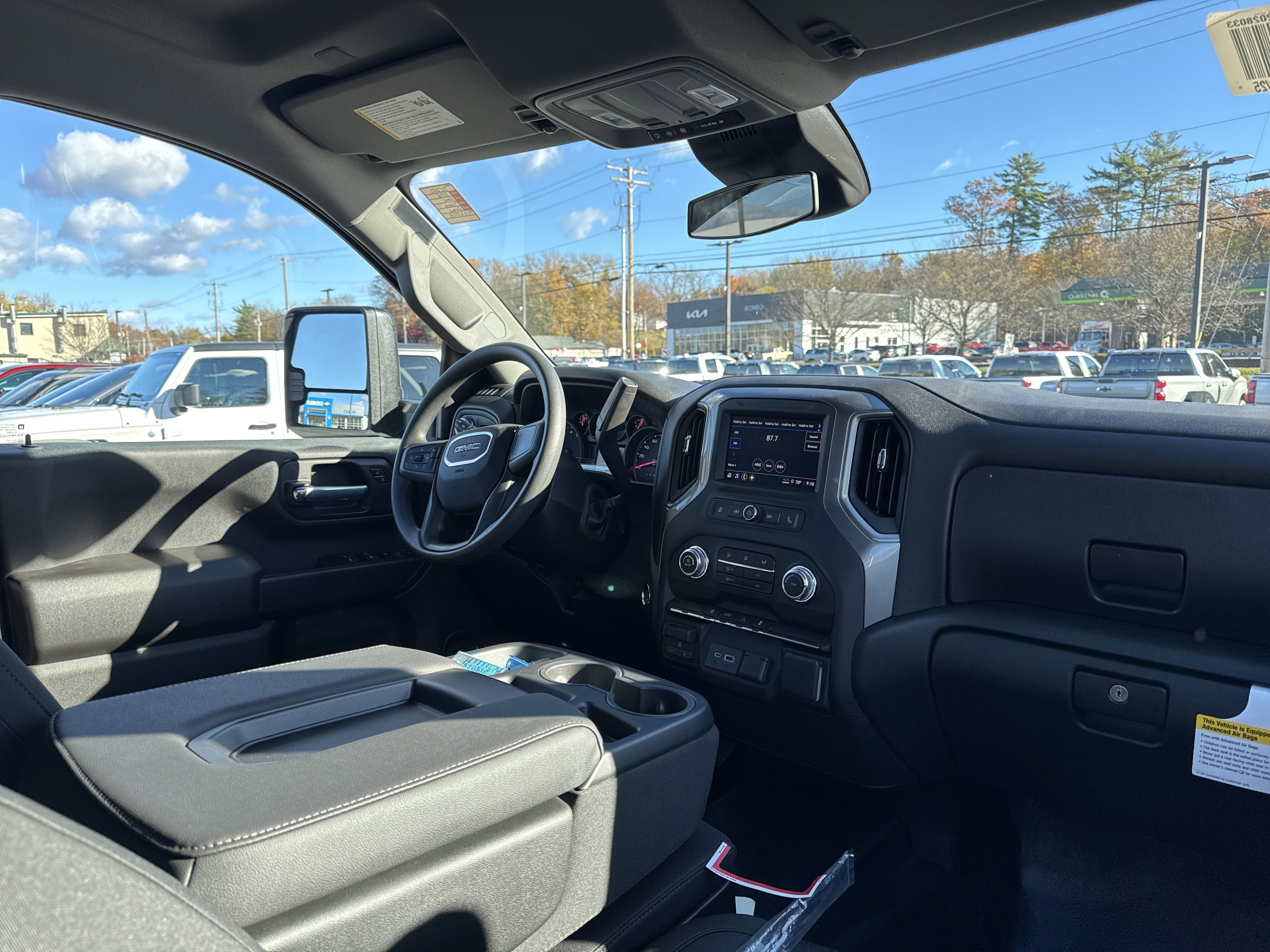 New 2026 GMC Sierra 2500 Pro w/ Convenience Package image 16