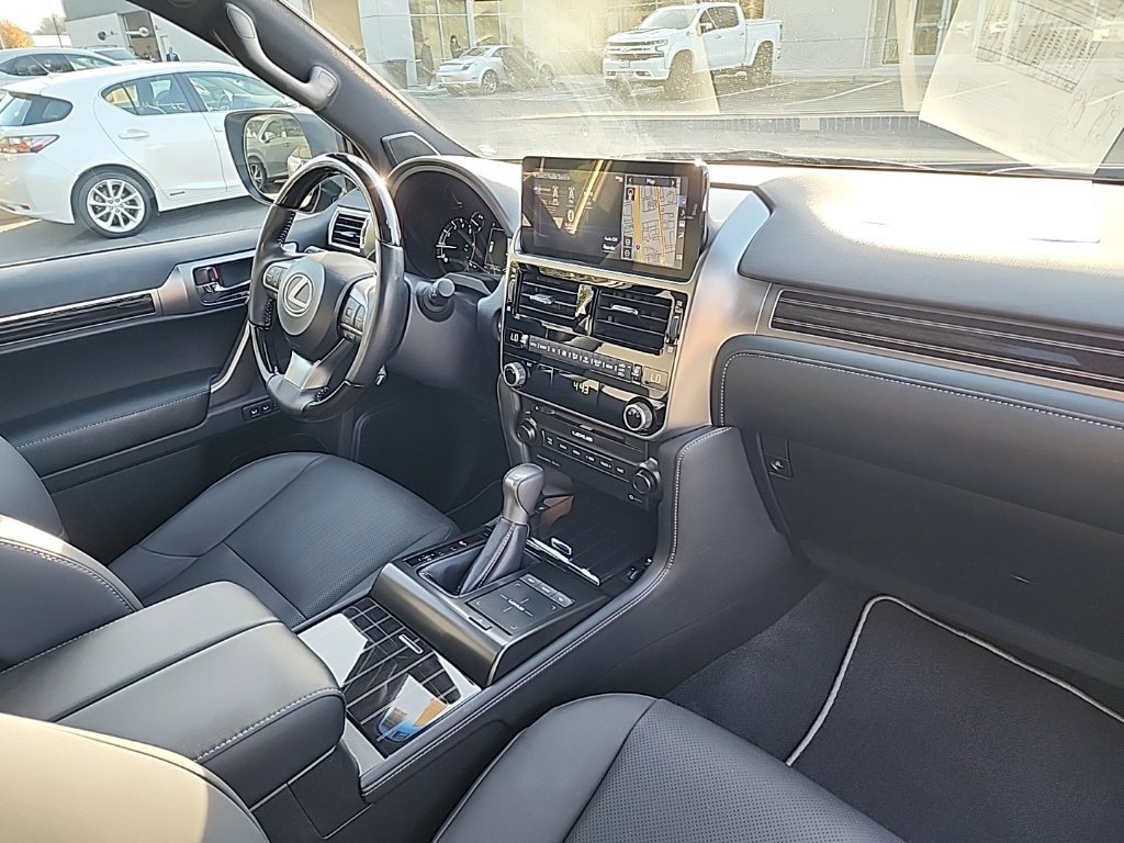 Certified 2023 Lexus GX 460 Premium w/ Premium Package AWD/4WD image 20
