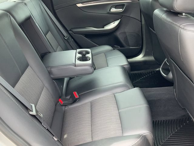 Used 2020 Chevrolet Impala LT FWD image 16