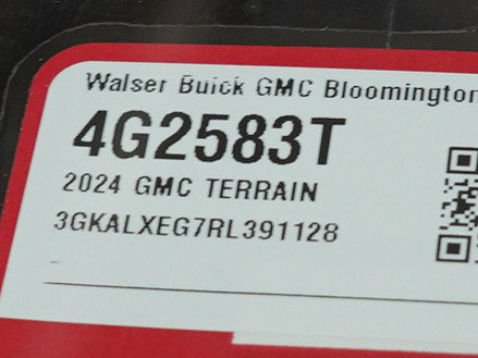 Used 2024 GMC Terrain Denali w/ Denali Premium Package AWD/4WD image 34