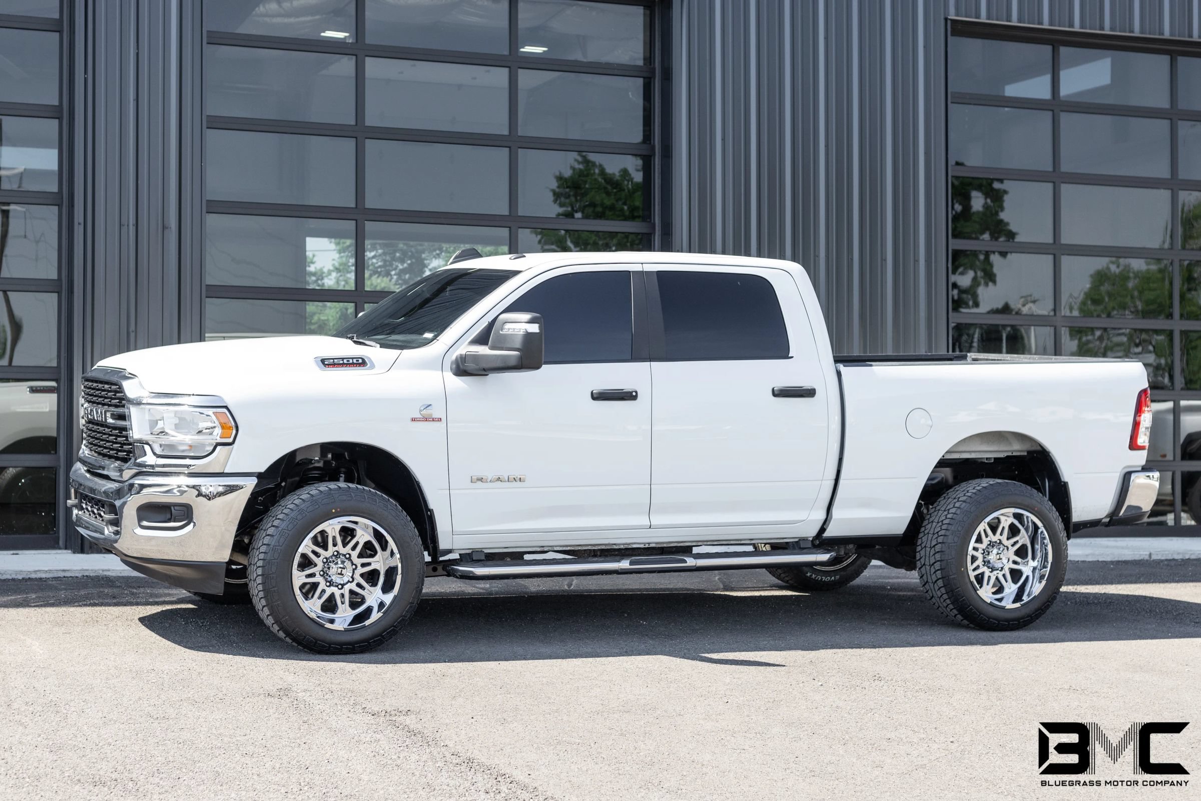 Used 2024 RAM 2500 Big Horn AWD/4WD image 3