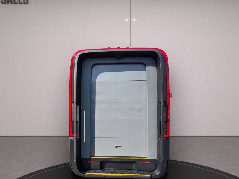 Used 2024 Rivian Delivery 500 FWD image 4