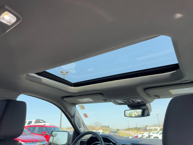 New 2026 GMC Sierra 1500 SLT w/ SLT Premium Package image 26