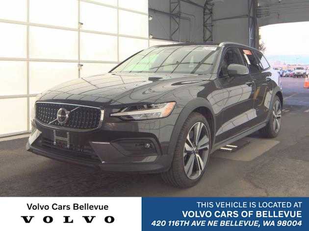 Used 2025 Volvo V60 B5 Cross Country Plus