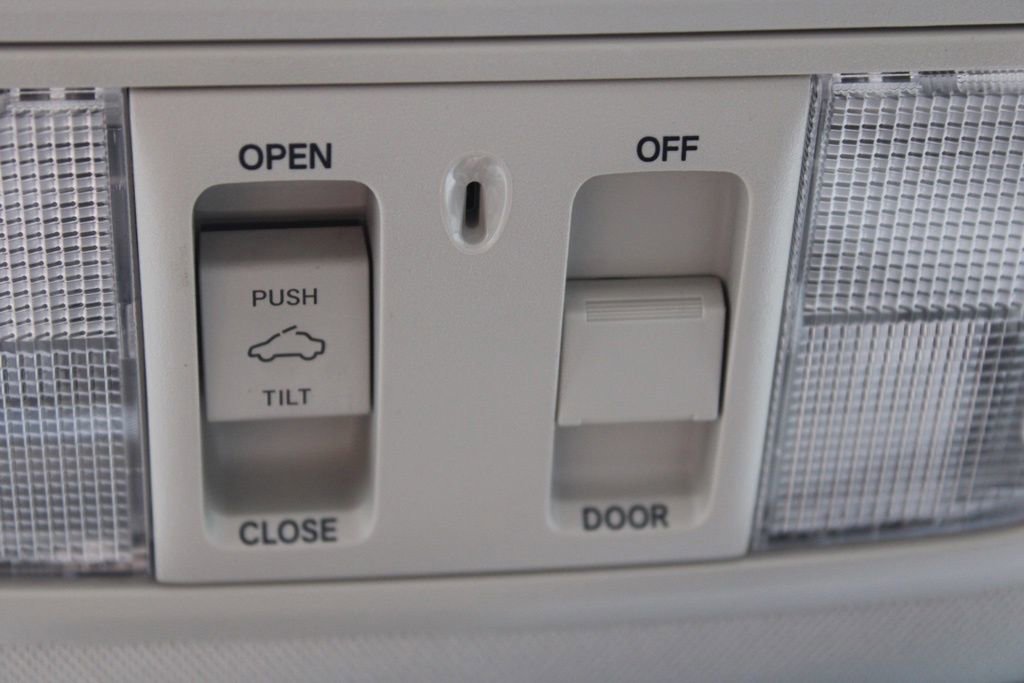 Used 2020 Honda Accord Touring image 28