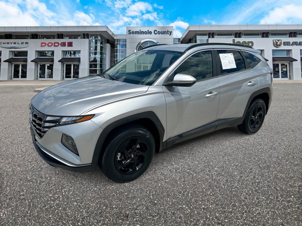 Used 2022 Hyundai Tucson SEL w/ Winter Package AWD/4WD image 1