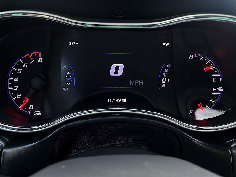 Used 2015 Jeep Grand Cherokee SRT AWD/4WD image 13
