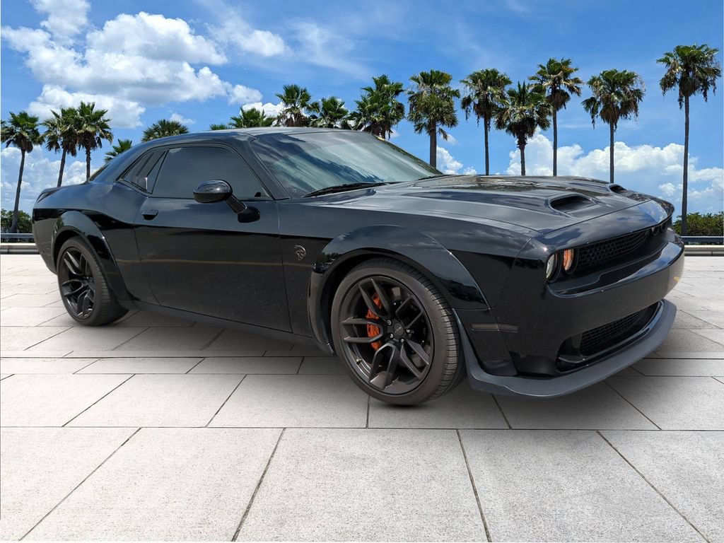 Used 2023 Dodge Challenger SRT Hellcat RWD image 2