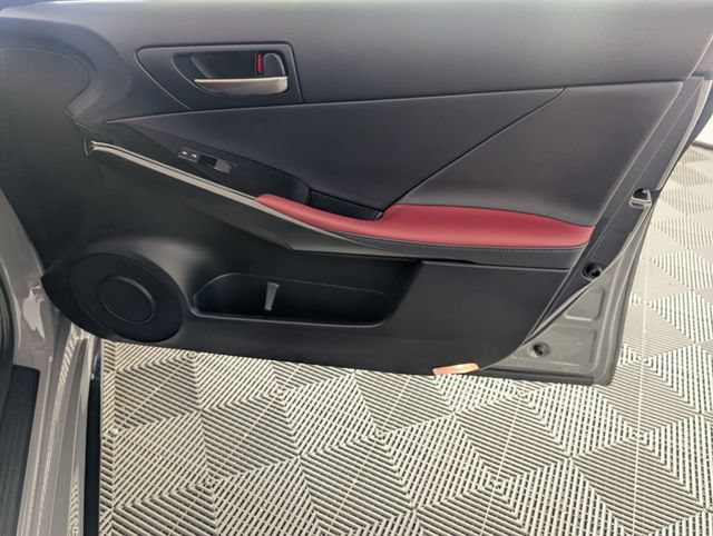 Used 2025 Lexus IS 350 F Sport RWD image 32