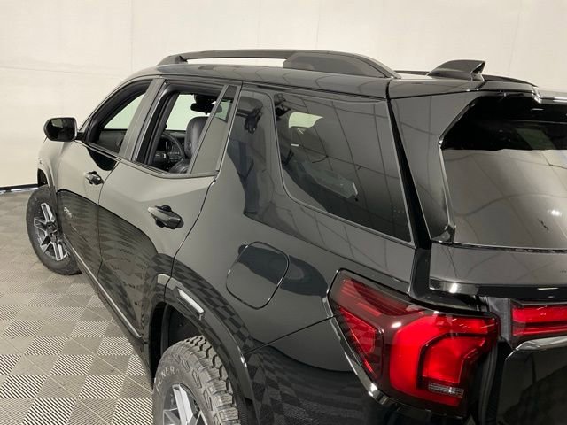 New 2026 GMC Terrain AT4 w/ LPO, Floor Liner Package image 39