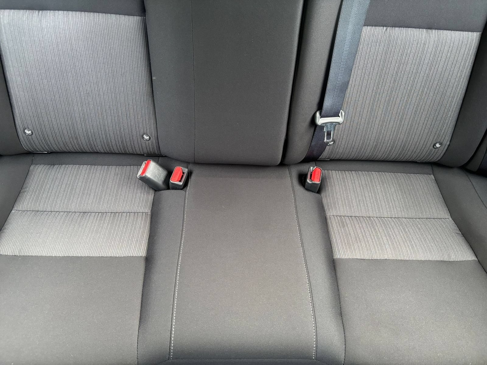 Used 2025 Nissan Sentra SV FWD image 36