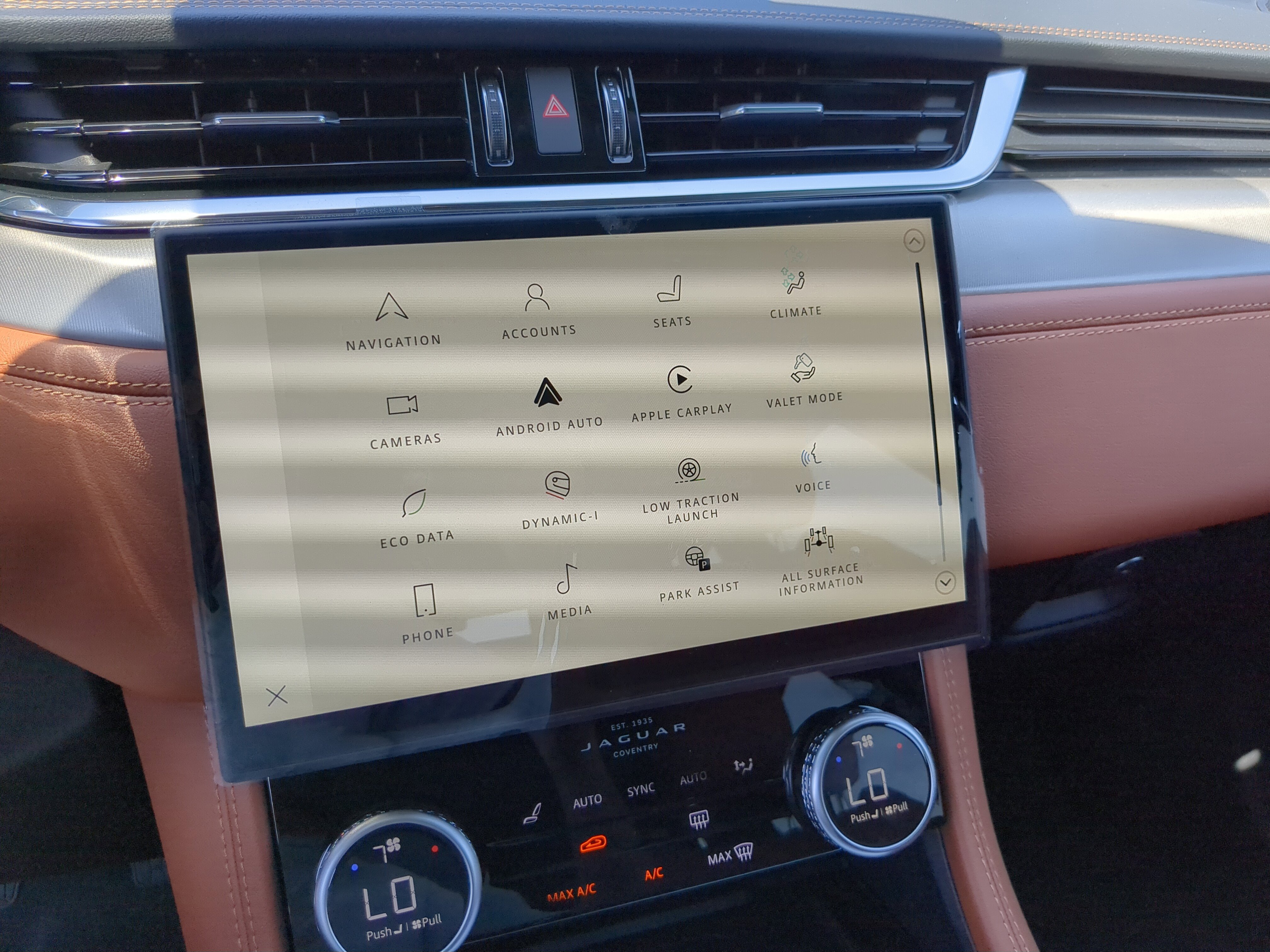 New 2026 Jaguar F-PACE R-Dynamic S image 21