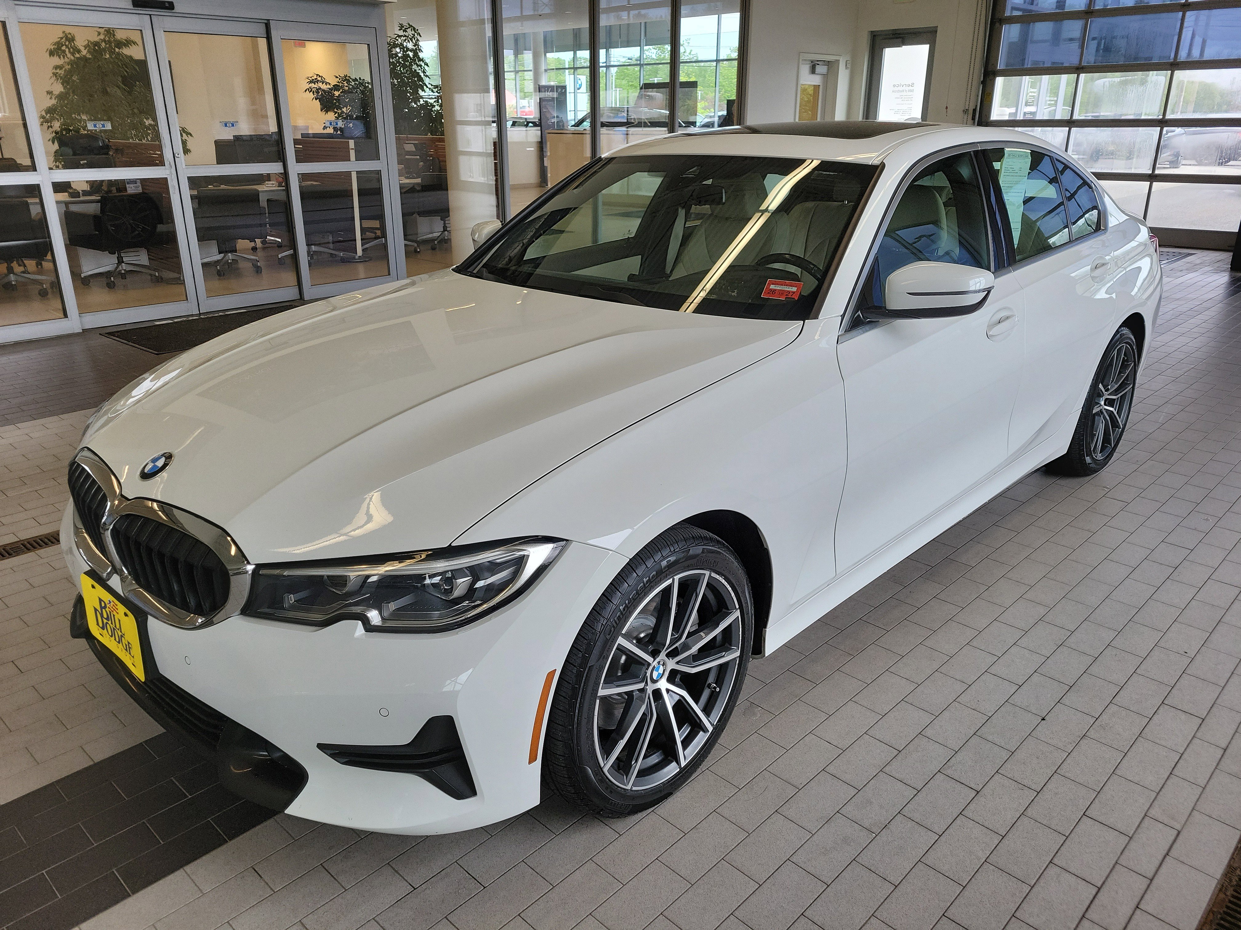 Used 2021 BMW 330i xDrive Sedan w/ Convenience Package AWD/4WD image 1
