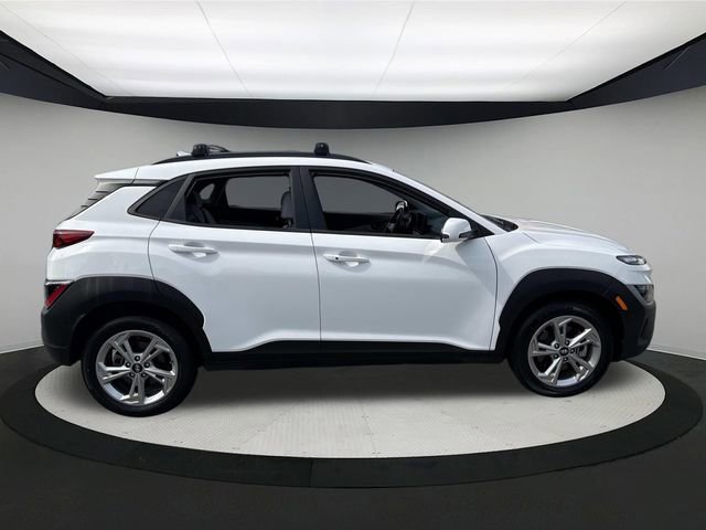 Used 2023 Hyundai Kona SEL image 4