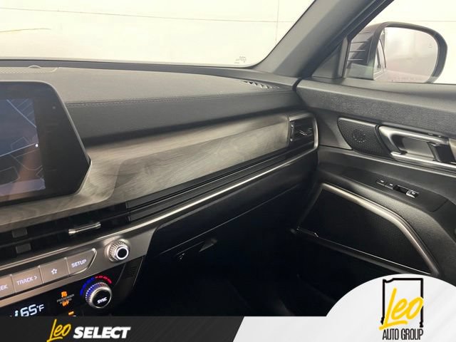 Used 2025 Kia Telluride EX X-Line AWD/4WD image 26