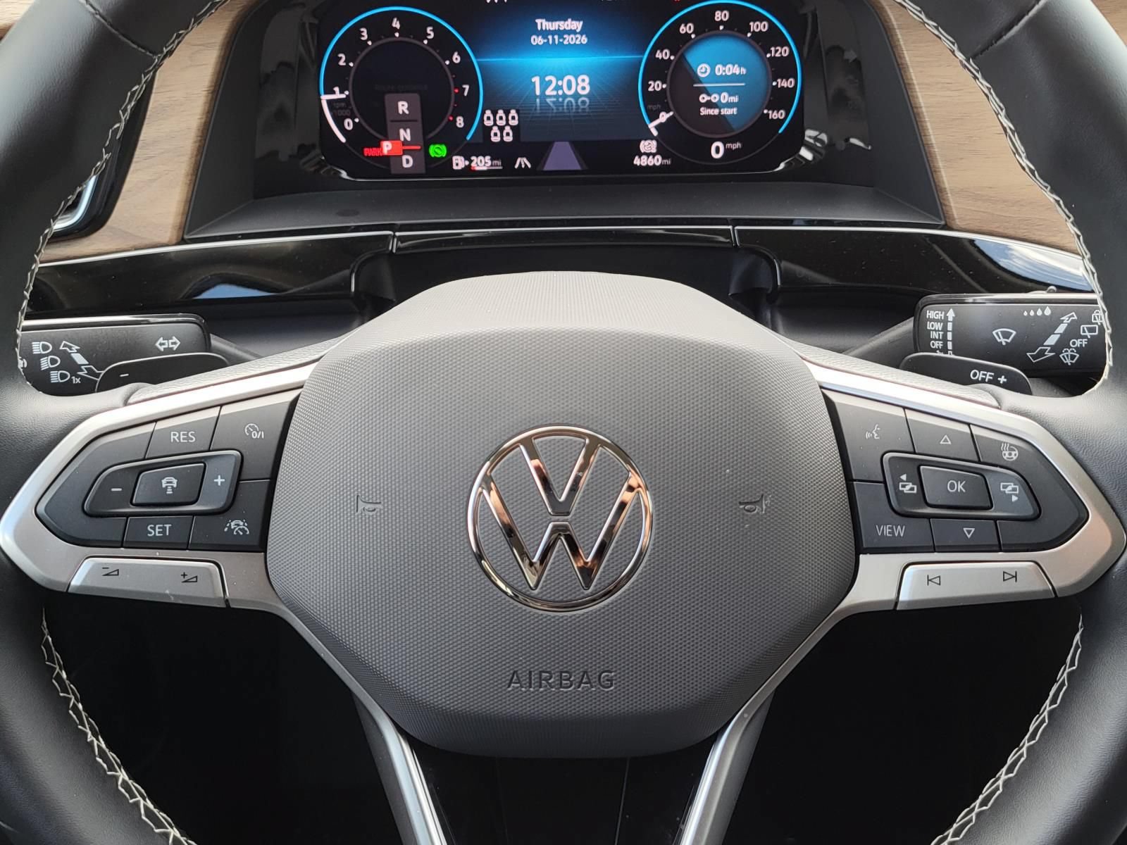 Used 2024 Volkswagen Atlas SE FWD image 29