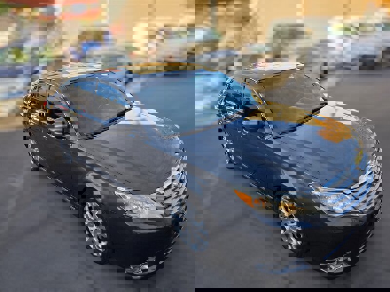 Used 2012 Toyota Avalon image 6