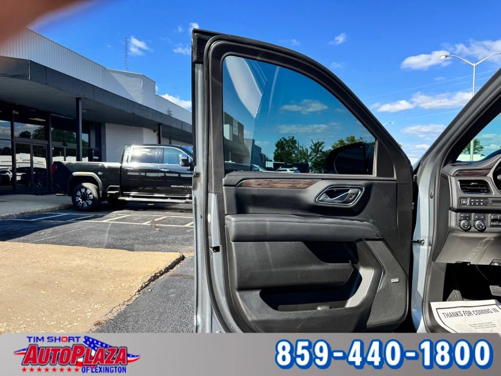Used 2023 Chevrolet Suburban Z71 w/ Z71 Off-Road Package AWD/4WD image 52