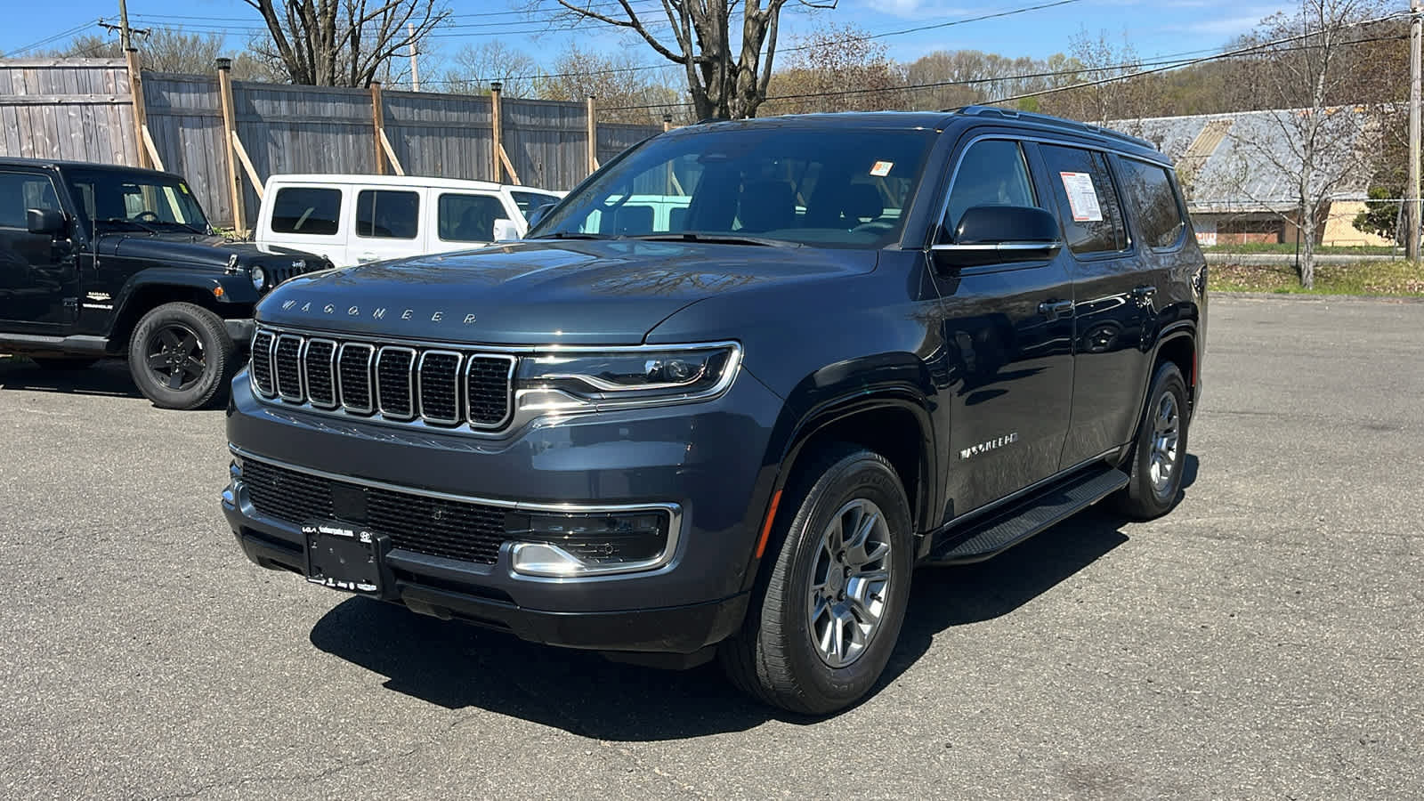 Certified 2023 Jeep Wagoneer 4WD image 4