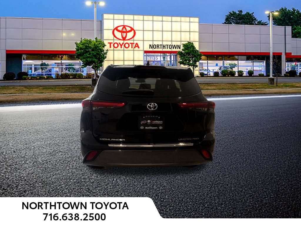 Used 2021 Toyota Highlander Limited AWD/4WD image 5