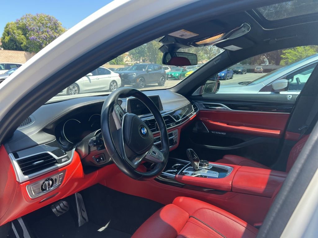 Used 2017 BMW 740i RWD image 12