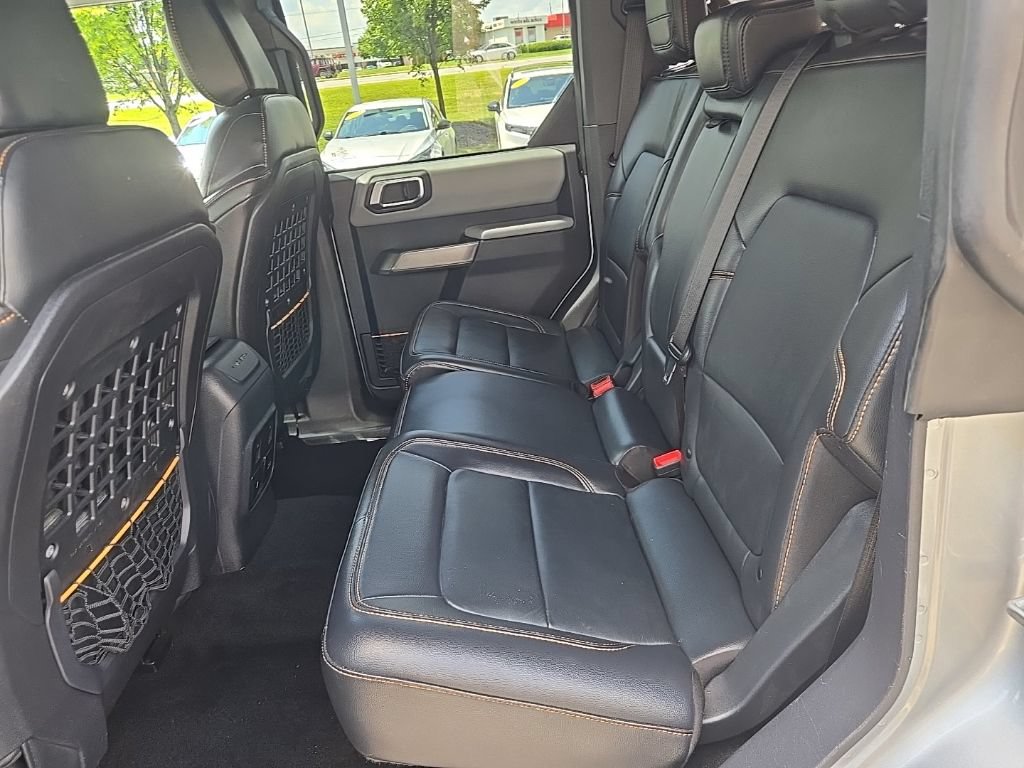Used 2023 Ford Bronco Badlands w/ Sasquatch Package AWD/4WD image 37