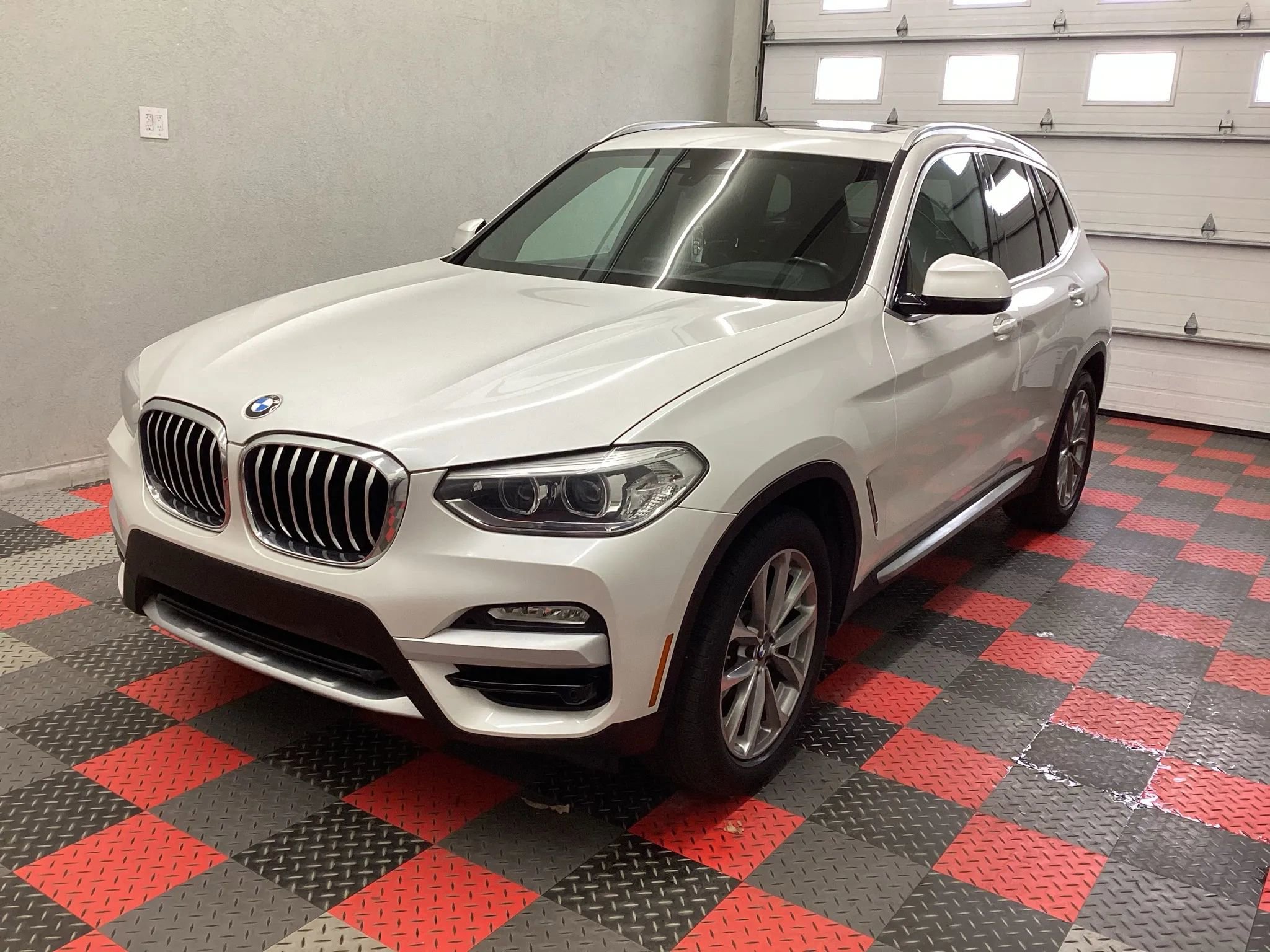 Used 2019 BMW X3 xDrive30i w/ Premium Package image 1