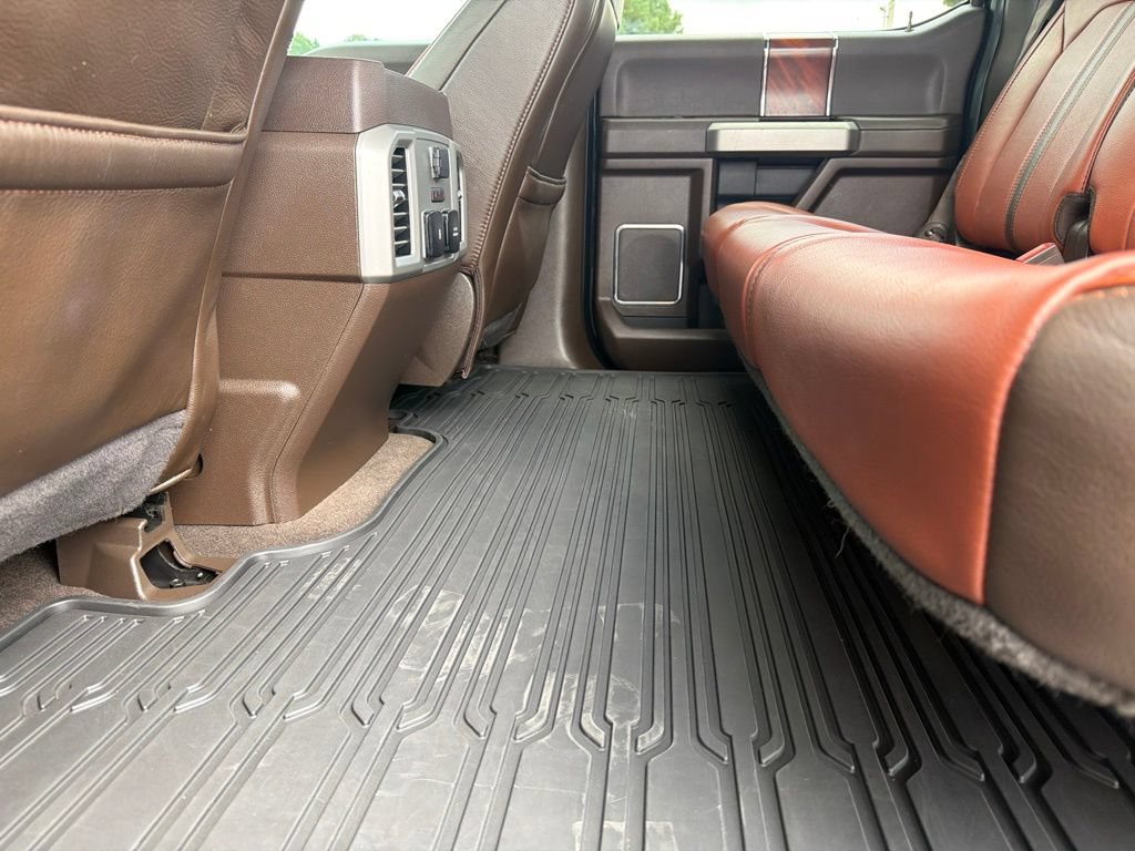 Used 2019 Ford F150 King Ranch w/ Equipment Group 601A Luxury AWD/4WD image 18
