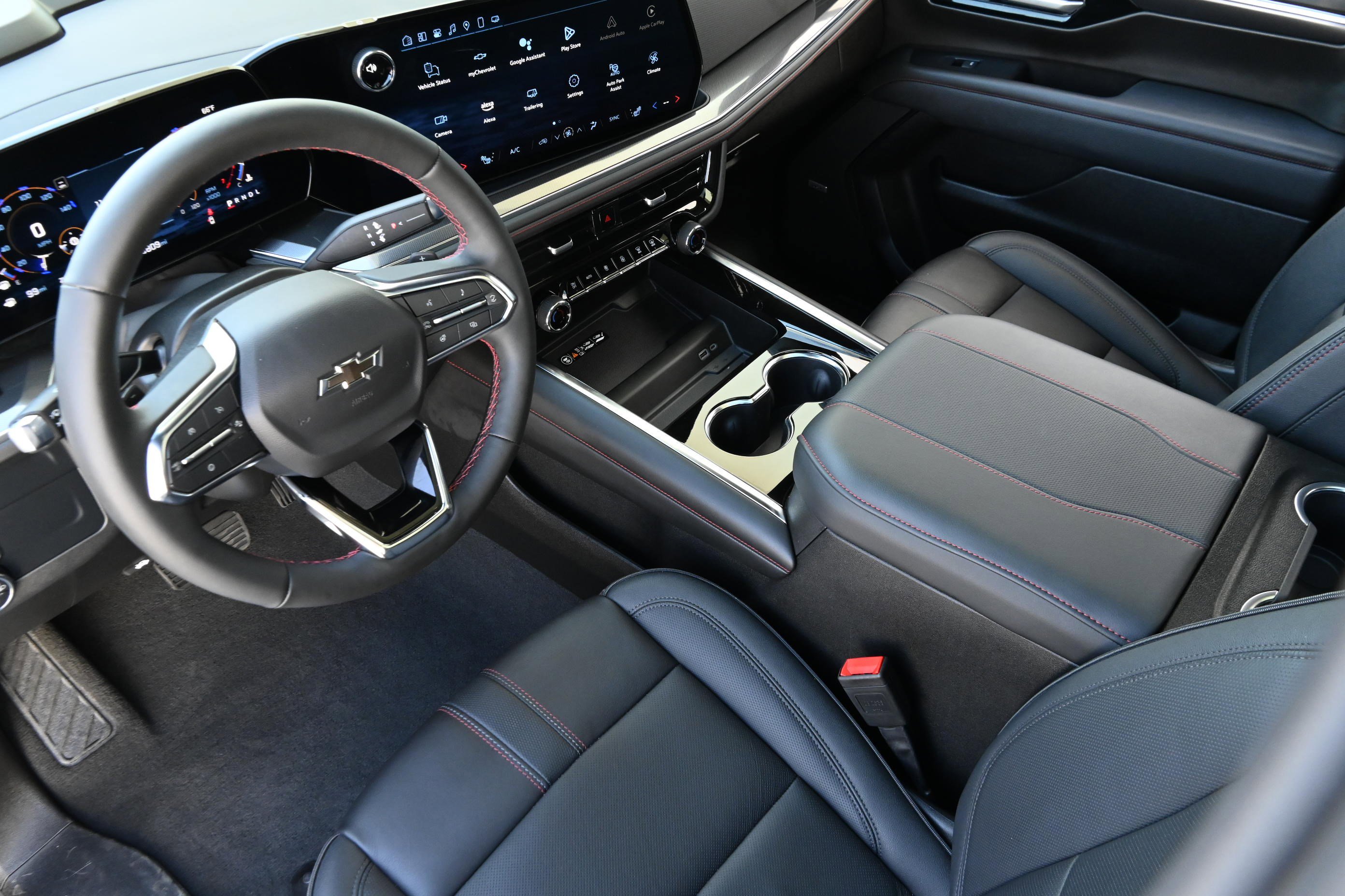 Used 2025 Chevrolet Tahoe RST w/ Comfort Package image 14