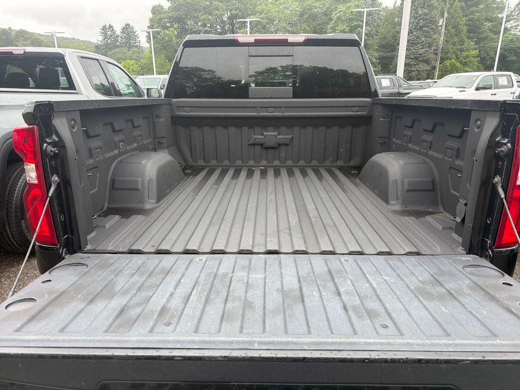 Certified 2023 Chevrolet Silverado 1500 LTZ AWD/4WD image 23