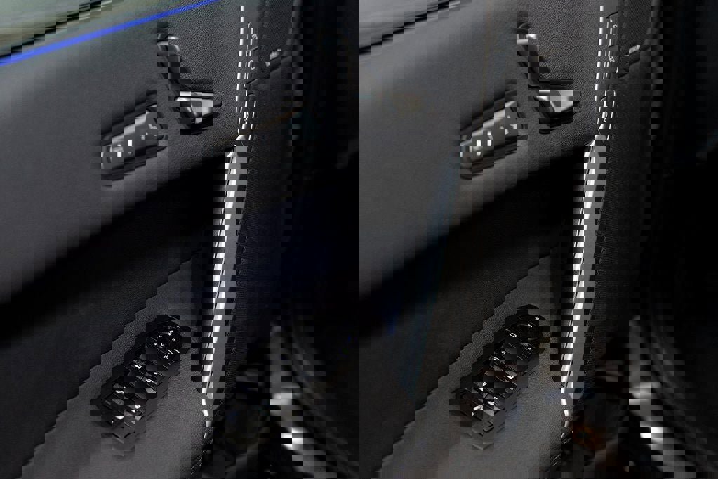 Used 2026 BMW iX xDrive60 w/ M Sport Package image 13