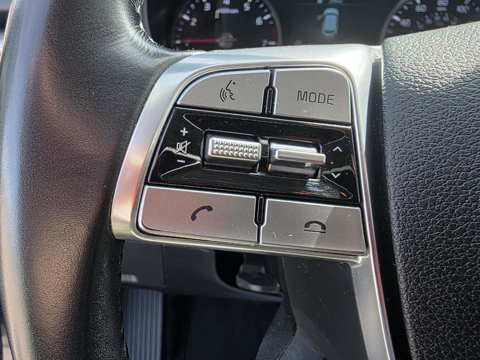 Used 2021 Kia Telluride LX image 16